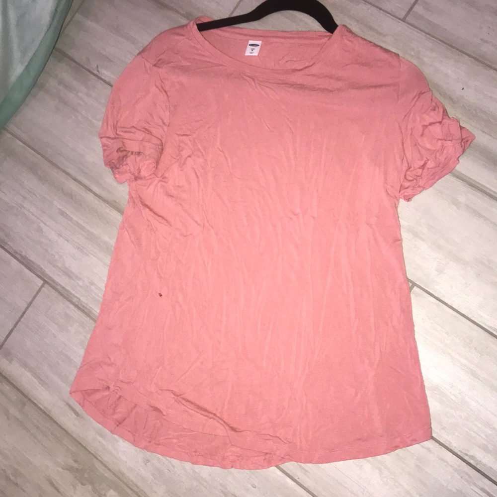 pink shirt